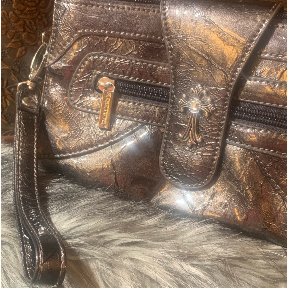 🐝 KRISTIE WRISTLET